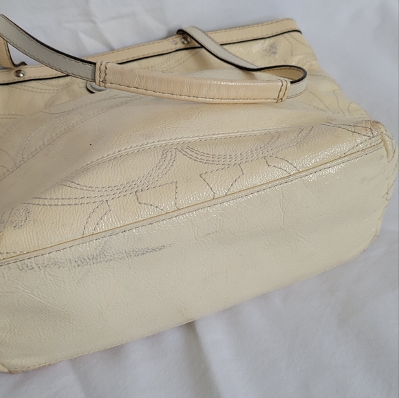 Coach Authentic handbag - Picture 8 of 11